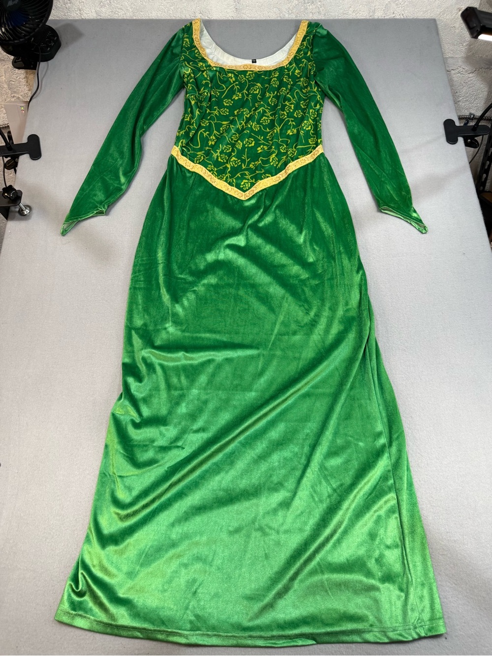 Green Maxi Renfaire Dress with Gold Trim M side zip Princess Fiona Costume